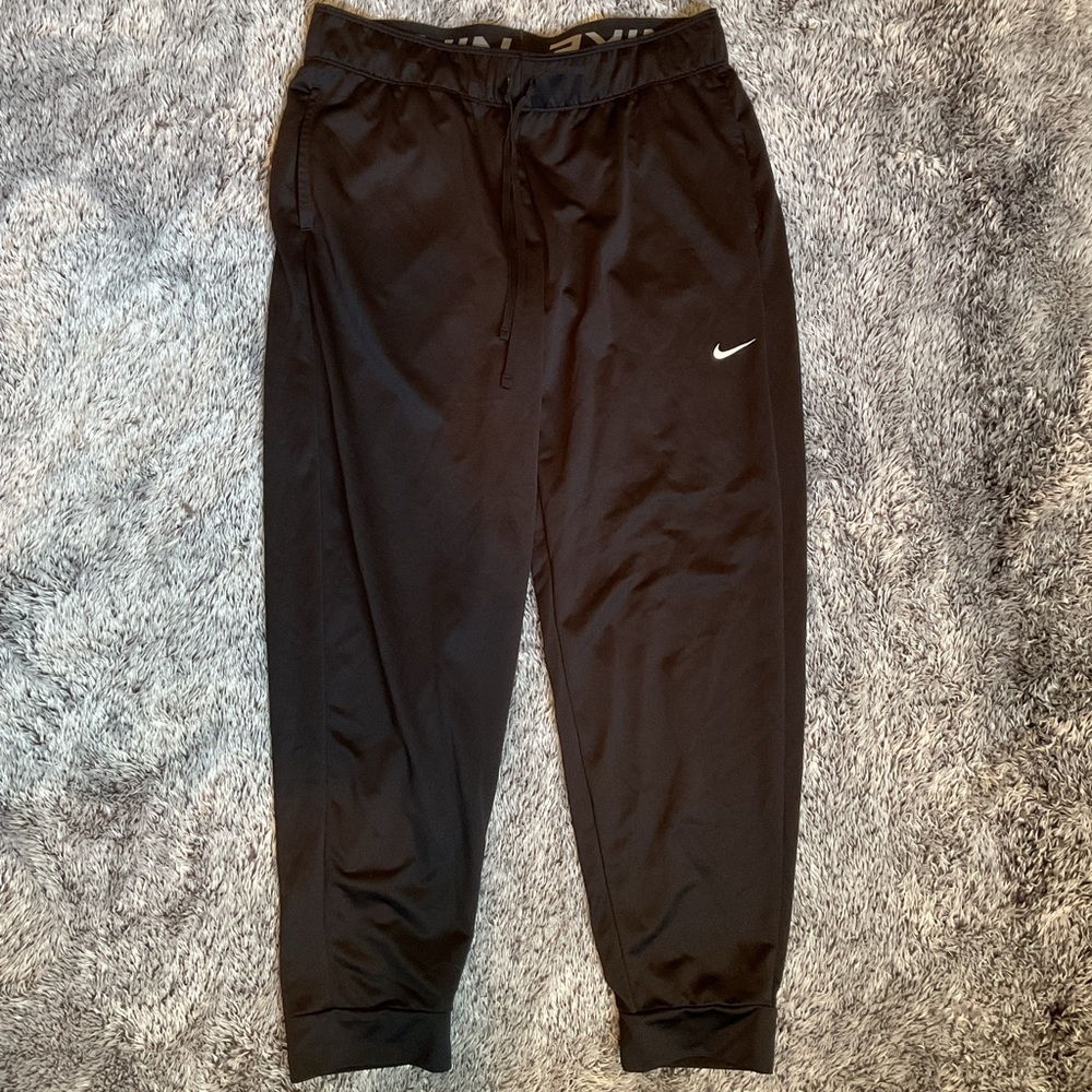 Nike Women Attack 7/8 Pants